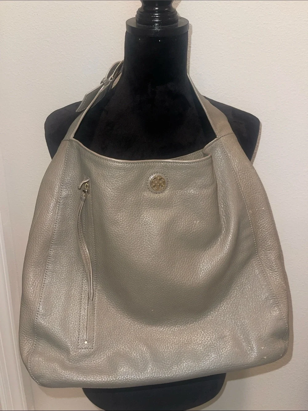 Tory Burch slouchy pebbled leather hobo bag as is